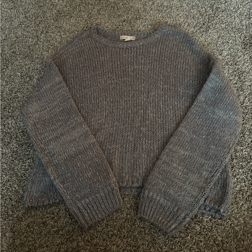 It’s Our Time Size Xl Grey Sweater
